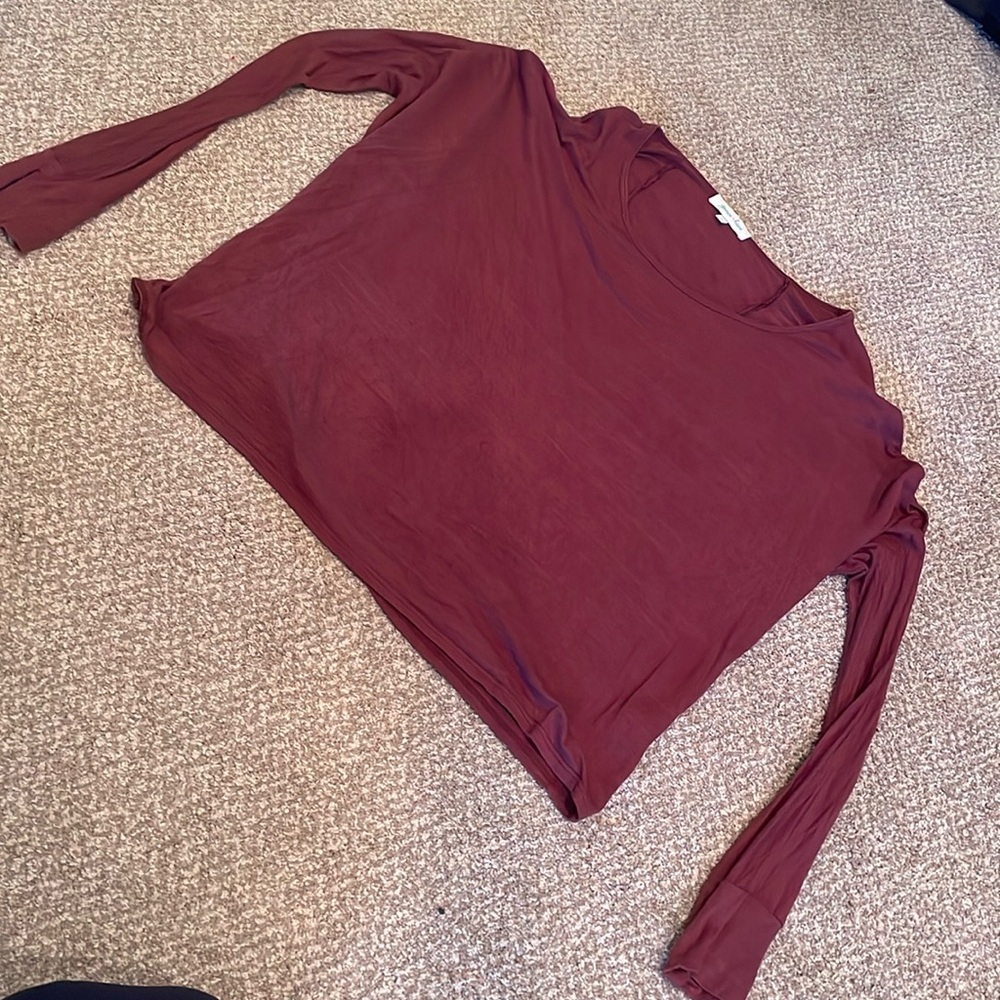 GUC Grace and lace Size small slub long sleeve shirt